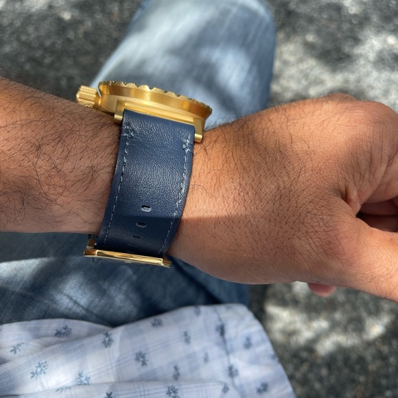 Watch - Picture 4 of 8